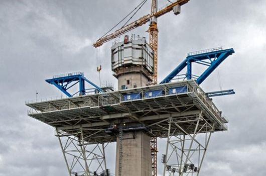 مزایای برجسته جرثقیل‌های خودرویی در صنعت ساخت‌و‌ساز